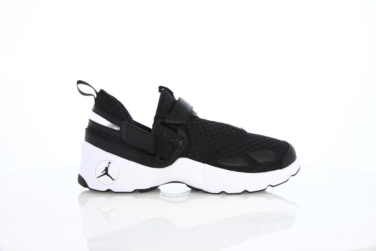 Air Jordan Trunner Lx 